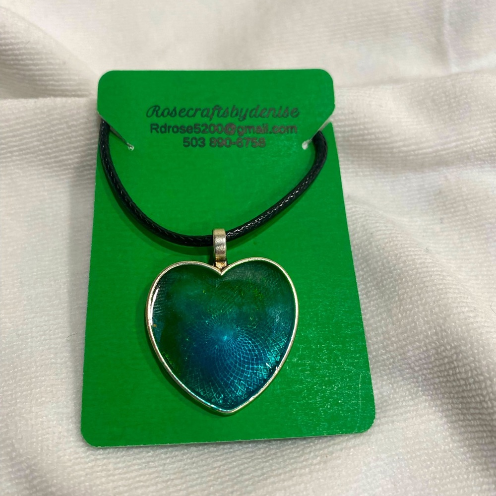 Resin necklace